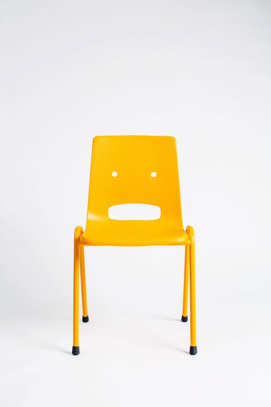 :O Chair